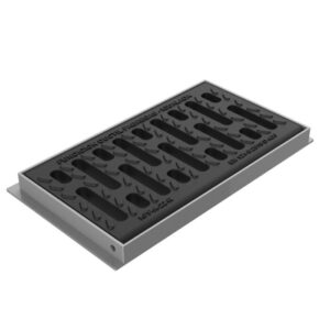 Reja en composite con marco en acero galvanizado.